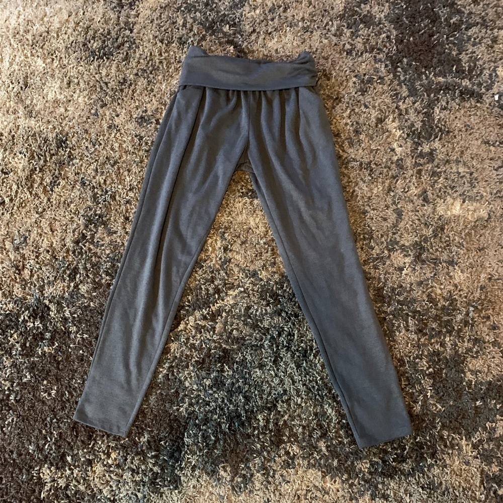 Lime n Chili Charcoal leggings with pockets